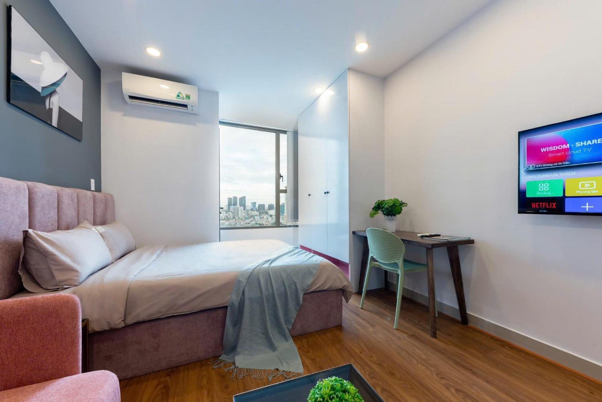 Henry - Rivergate Infinity Pool Apartment Ho Chi Minh City